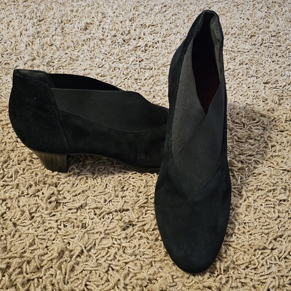 Munro Francee Booties Black Suede Boot Heels Sz 8 - Picture 5 of 10